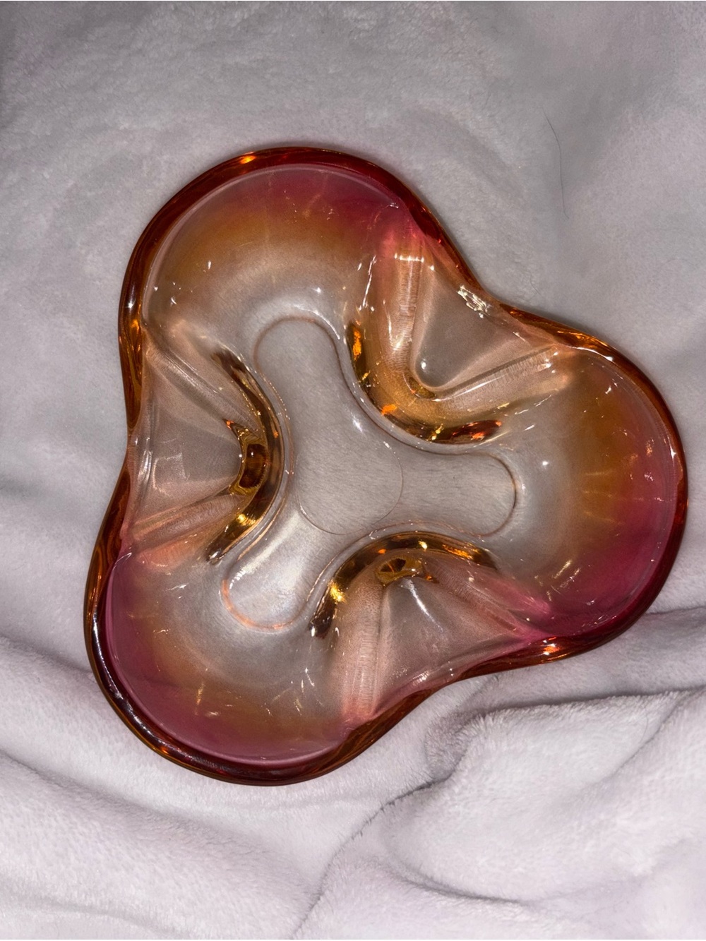 Vintage Handblown Iridescent Pink-Orange Glass Decorative Bowl🩷🧡